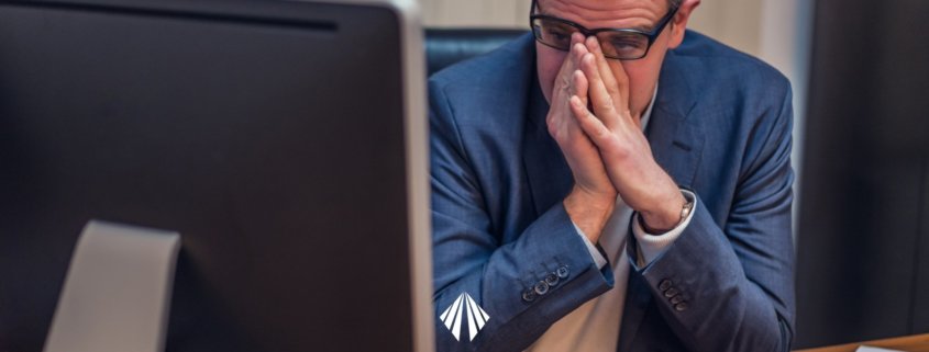 Apesar de a contabilidade raramente ser o core business das médias empresas, ela ainda é um pilar importantíssimo que, se abalado, pode levá-las até mesmo à falência. Veja os riscos de não investir na máxima qualidade da sua contabilidade! – ATLAS Contabilidade